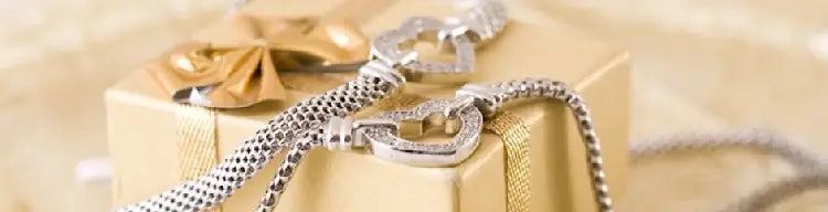 Unique Jewelry Gifts for Her: Create Best Festive Memories