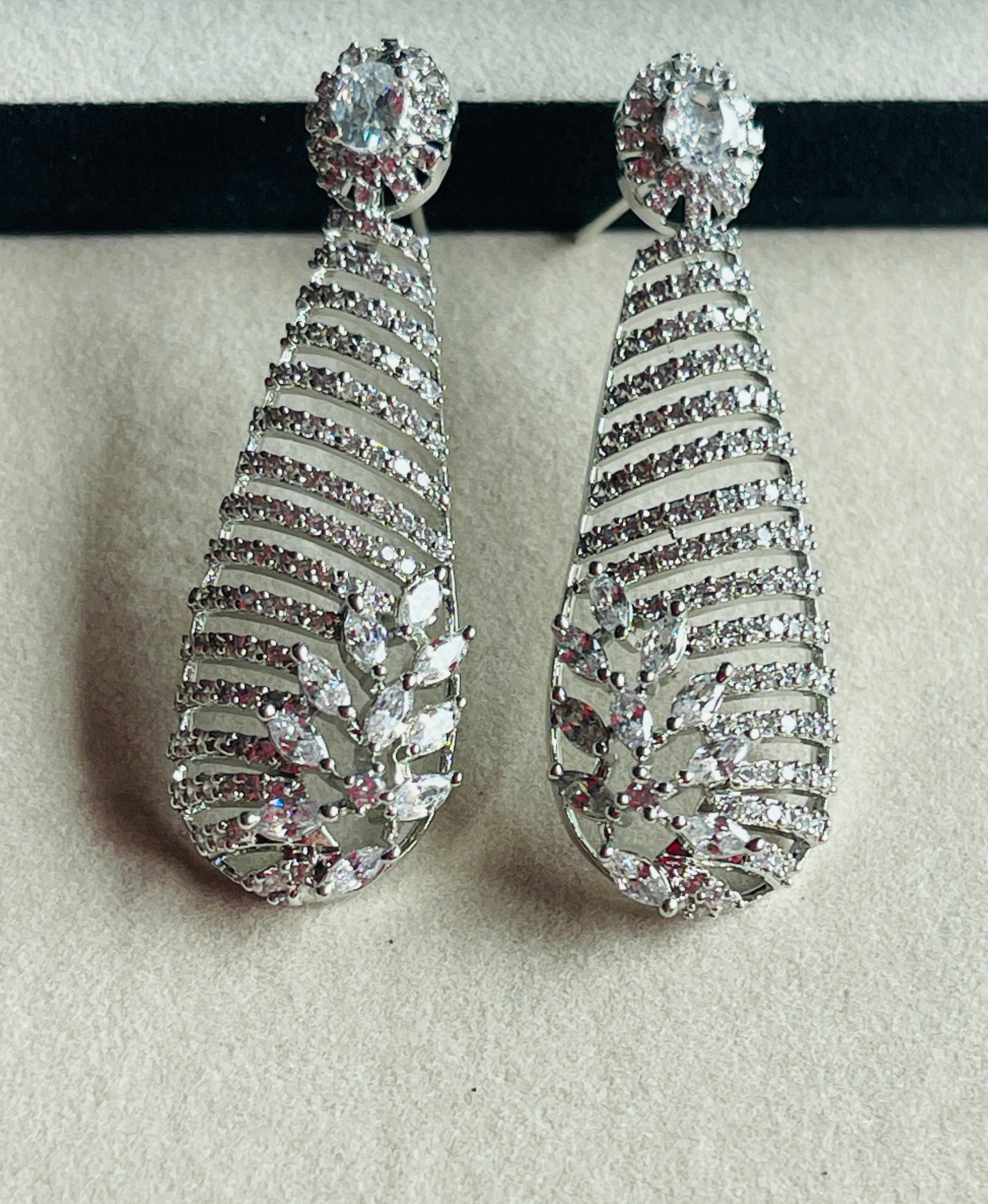 Elegant lustre - front view, handcrafted jewelry by Maisha Jewels