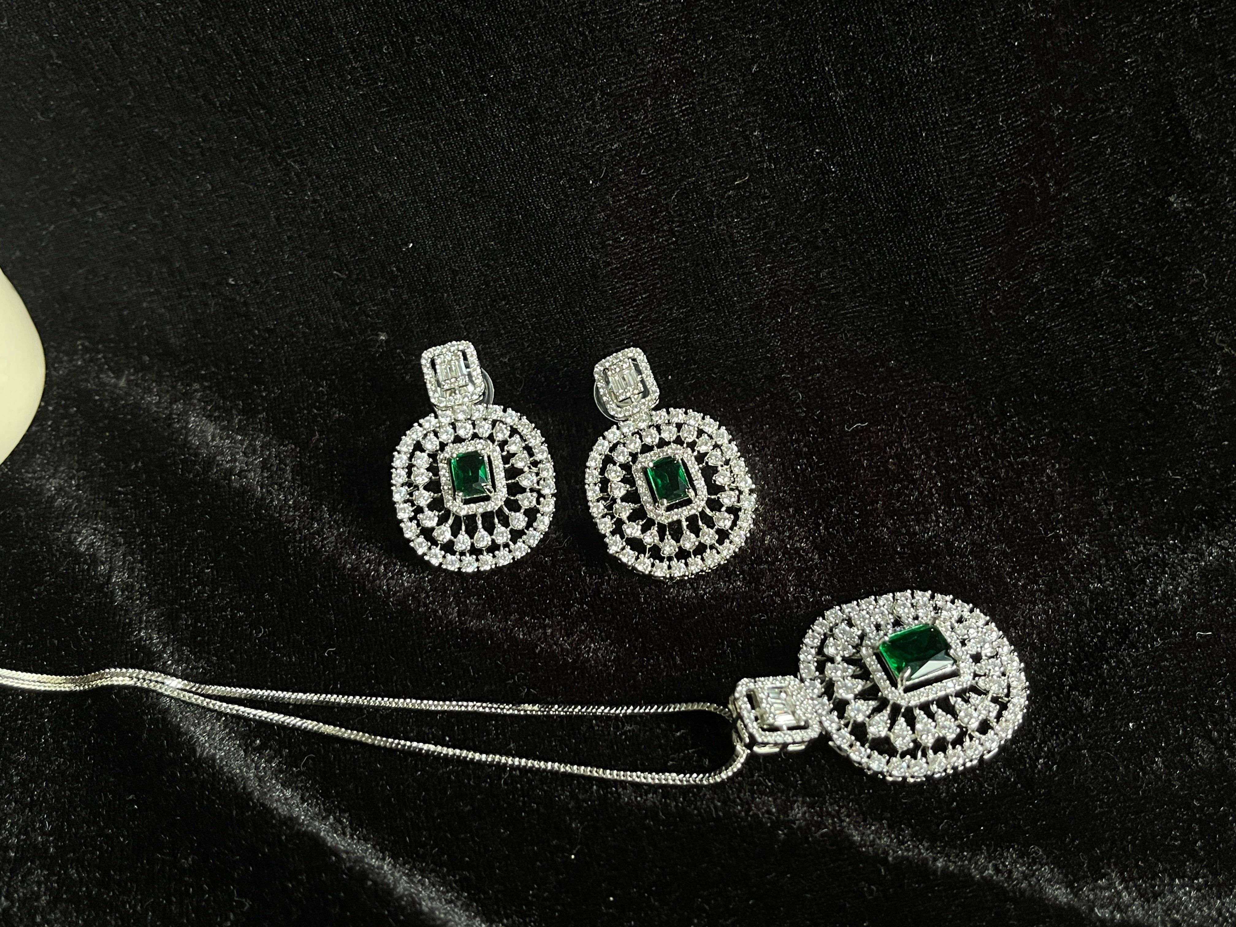 Emerald Aura - styled look