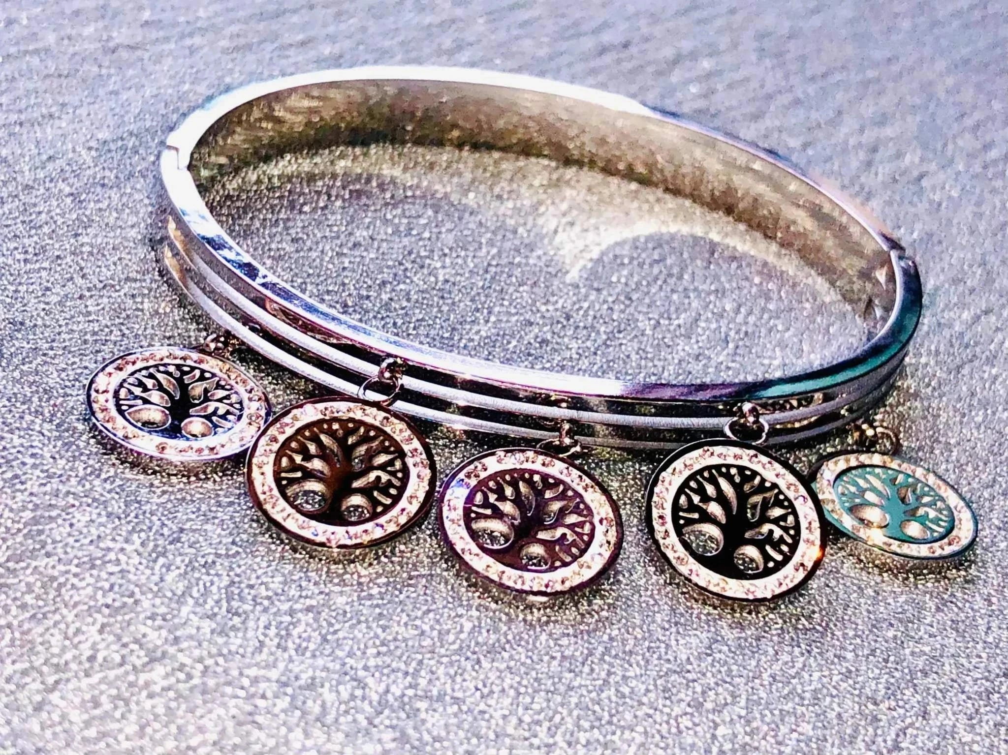 Silver Korean-style bracelet with anti-tarnish finish and tree of life charms