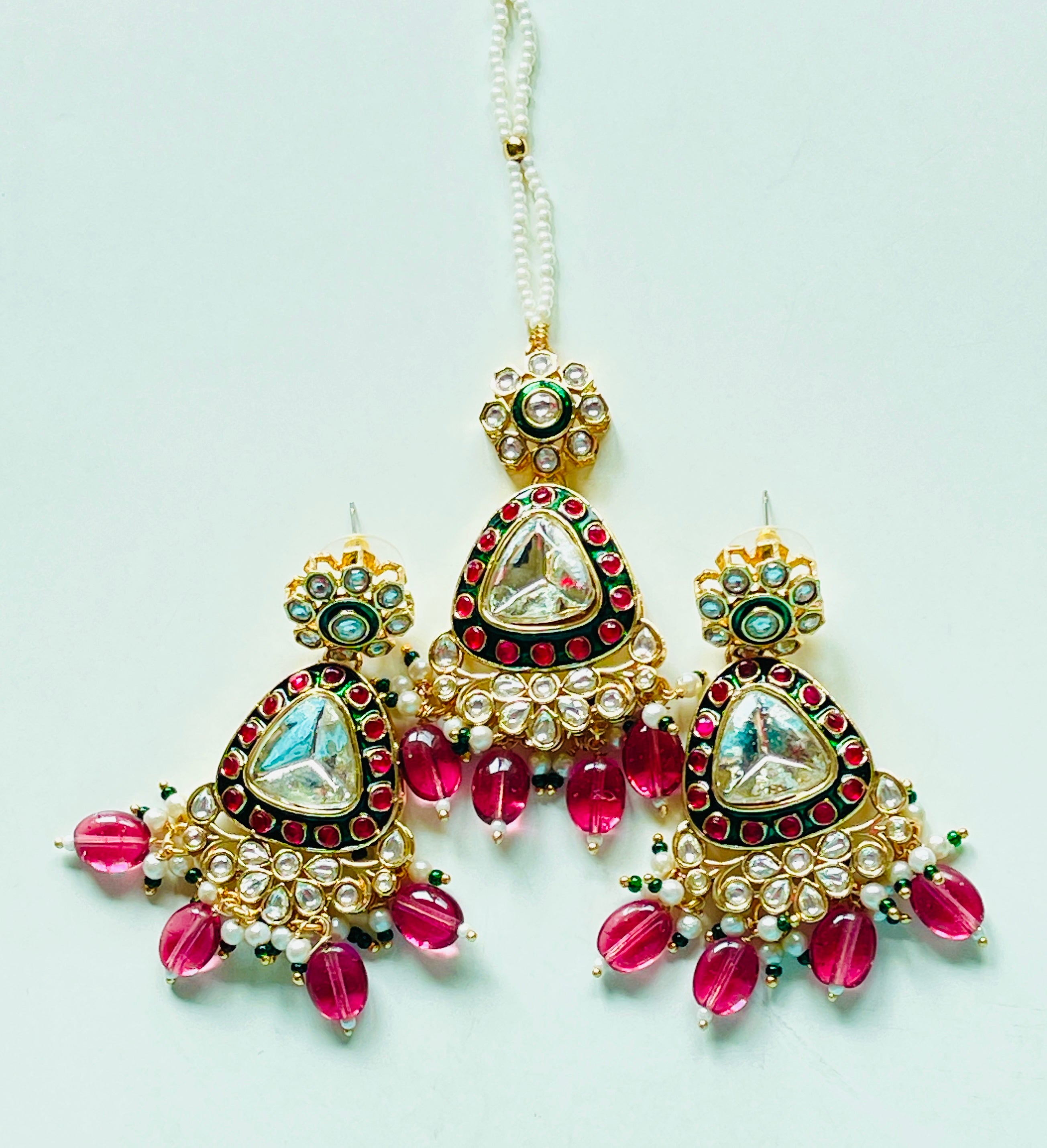 Gulabi Noor - styled look